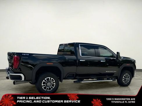 Certified 2024 GMC Sierra 2500 SLT w/ SLT Premium Package AWD/4WD image 12