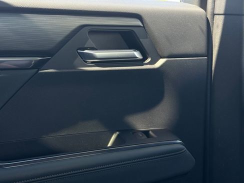 Used 2024 GMC Acadia AT4 w/ Luxury Package image 44