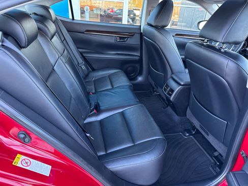 Used 2014 Lexus ES 350 w/ Luxury Package image 5