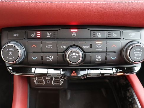 Used 2024 Dodge Durango SRT Hellcat image 25