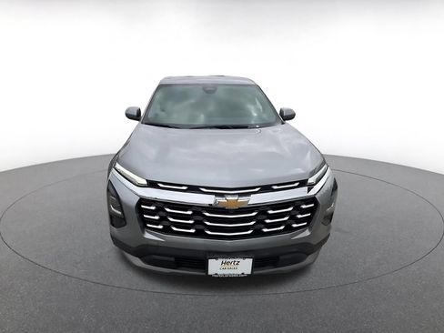 Used 2025 Chevrolet Equinox LT FWD image 4