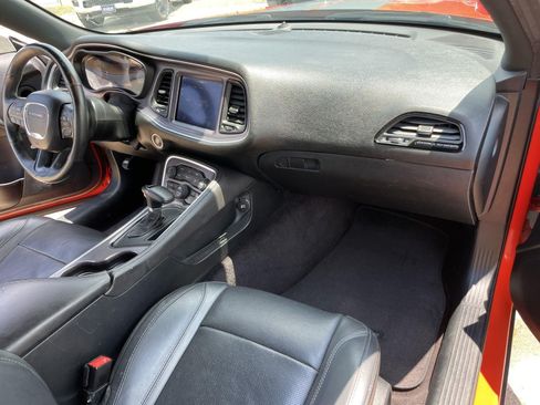 Used 2017 Dodge Challenger SXT Plus RWD image 42