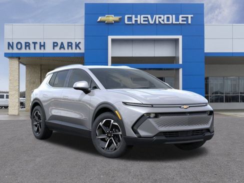 New 2026 Chevrolet Equinox EV LT image 1