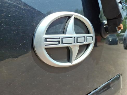 Used 2006 Scion xB FWD image 4