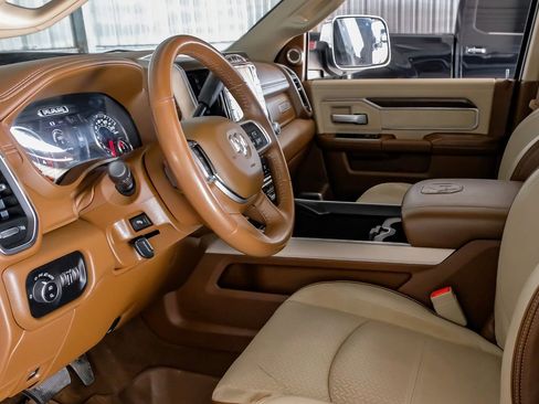 Used 2022 RAM 3500 Laramie image 14