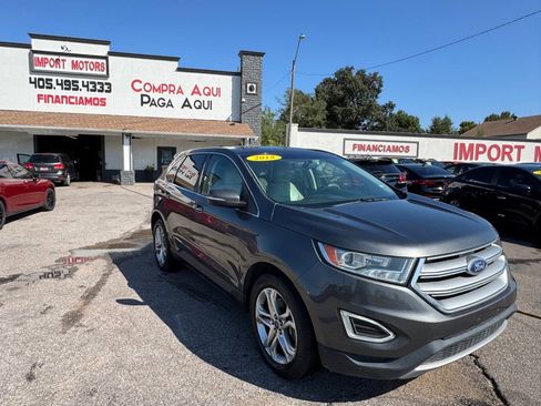 Used 2018 Ford Edge Titanium w/ Equipment Group 301A image 4