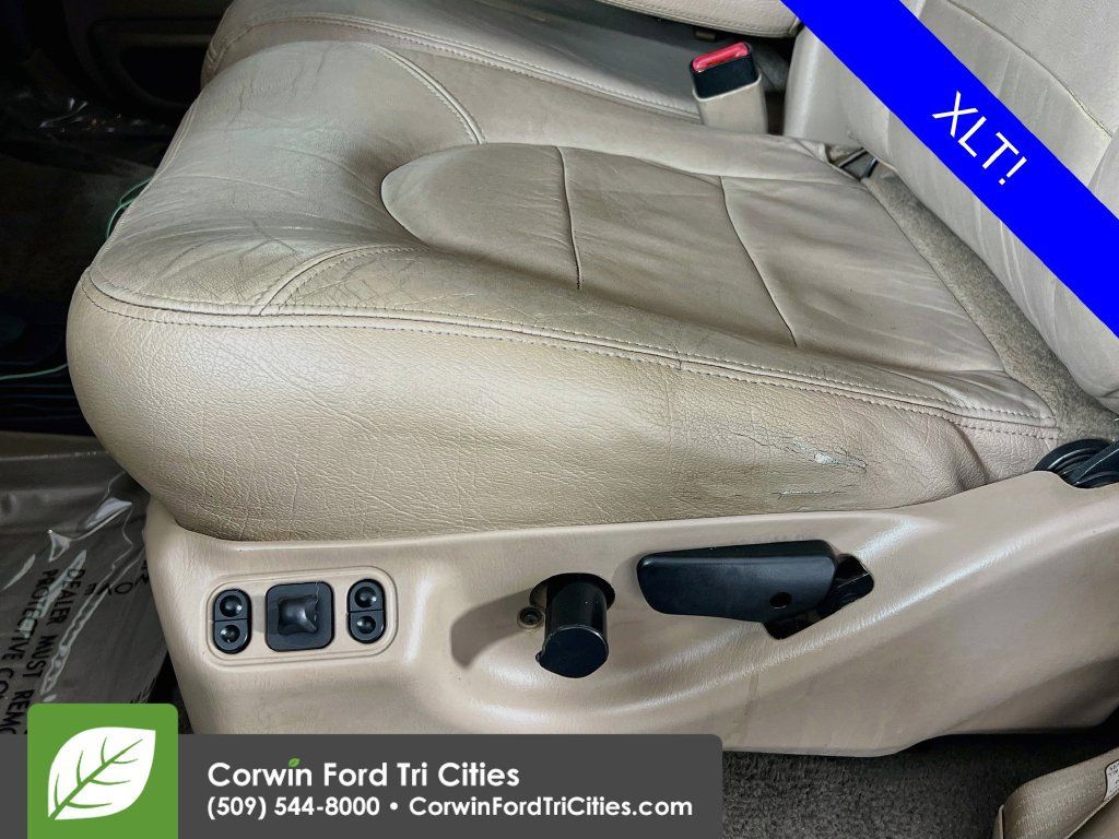 Used 1999 Ford F250 XLT AWD/4WD image 19