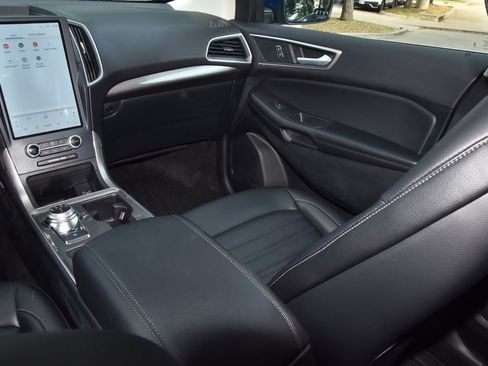 Used 2023 Ford Edge SEL w/ Convenience Package image 17