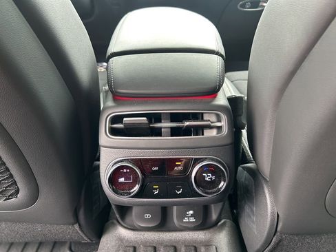 Used 2025 Genesis GV70 2.5T w/ Sport Prestige Package AWD/4WD image 46