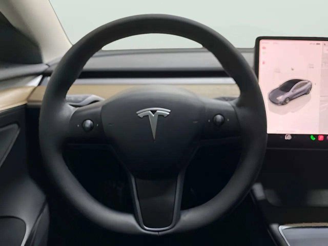 Used 2023 Tesla Model 3 Standard Range RWD image 13