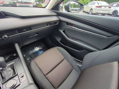 Used 2025 MAZDA MAZDA3 s FWD image 15