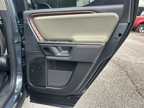 Used 2023 Rivian R1T Adventure image 17