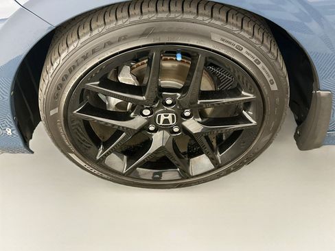 Used 2025 Honda Civic Sport image 11