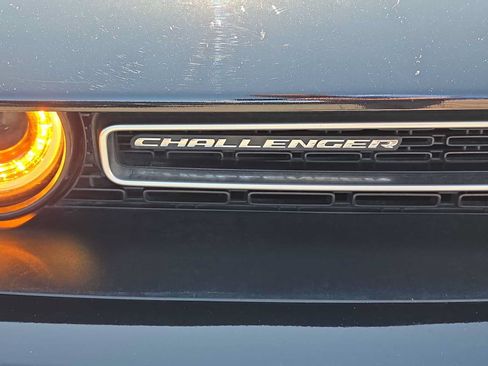 Used 2020 Dodge Challenger SXT RWD image 15