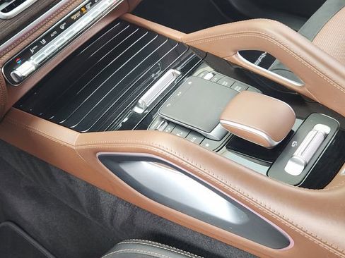 Used 2024 Mercedes-Benz GLE 53 AMG 4MATIC image 19