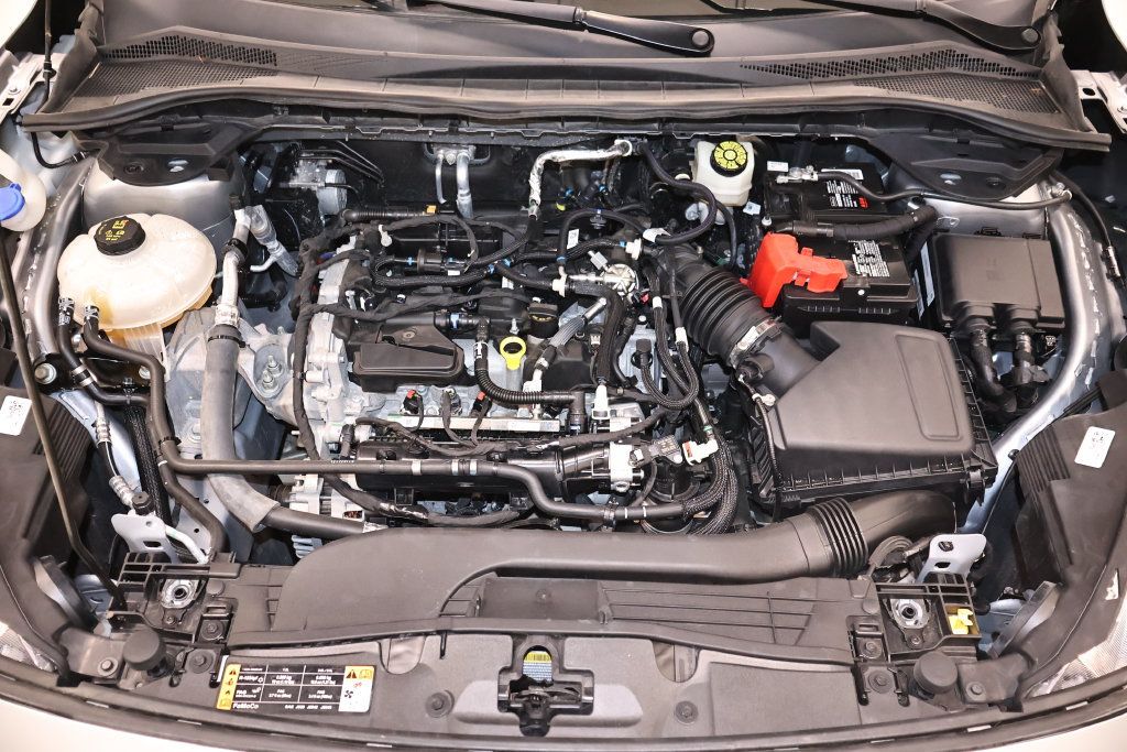 Certified 2022 Ford Escape SE w/ Convenience Package FWD image 38
