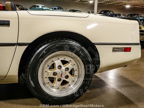 Used 1986 Chevrolet Corvette Pace Car Edition image 29