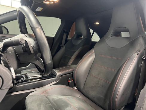 Used 2023 Mercedes-Benz CLA 250 4MATIC image 22
