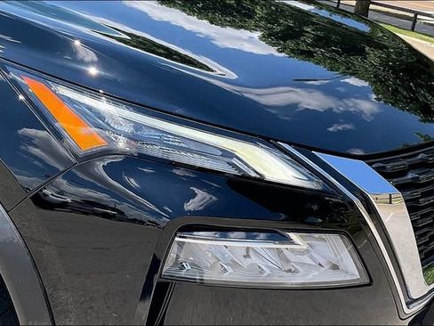 Used 2023 Nissan Rogue SV FWD image 27