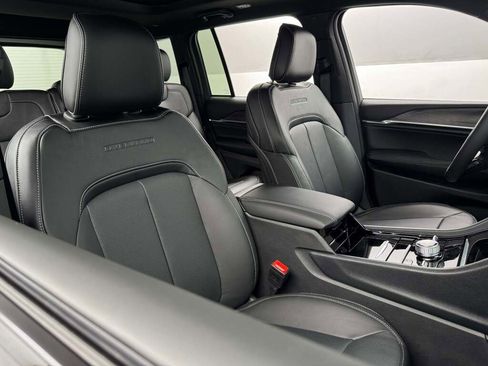 New 2025 Jeep Grand Cherokee Overland w/ Trailer Tow Package image 21