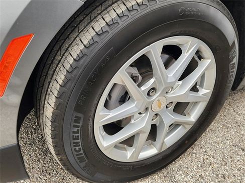 Used 2024 Chevrolet Equinox LT image 10