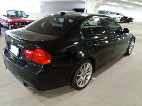 Used 2011 BMW 335i xDrive Sedan AWD/4WD image 5