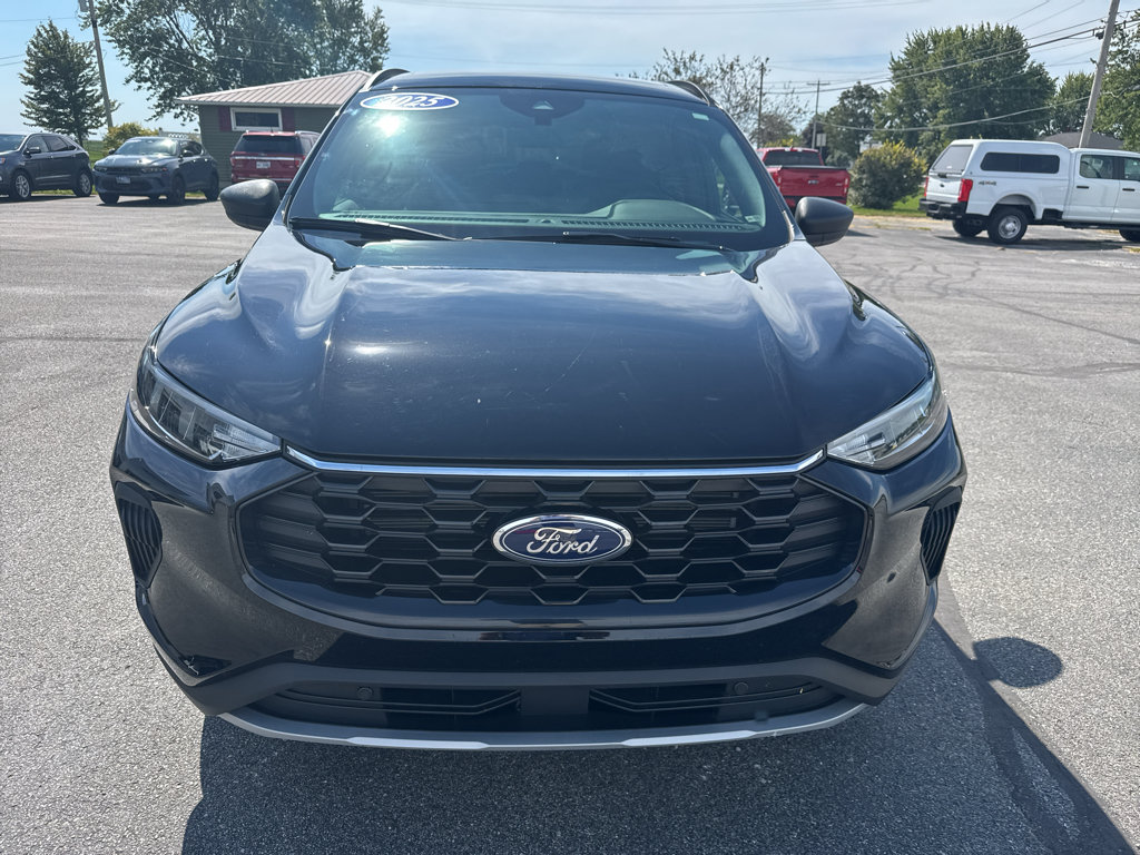 Used 2025 Ford Escape ST-Line w/ Tech Pack #1 AWD/4WD image 4