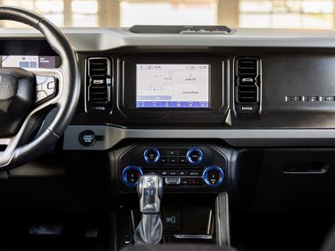 Used 2022 Ford Bronco Big Bend image 19