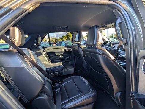 Certified 2020 Ford Explorer XLT w/ Equipment Group 202A image 13