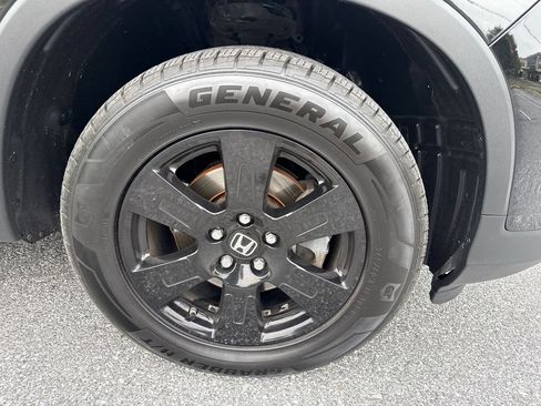 Used 2017 Honda Ridgeline Black Edition image 29