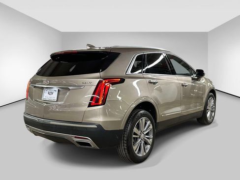 Used 2023 Cadillac XT5 Premium Luxury AWD/4WD image 4