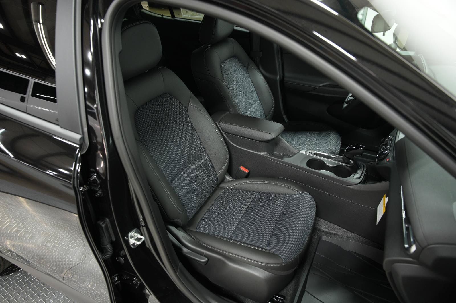New 2026 Buick Envista Preferred w/ Convenience I Package FWD image 16