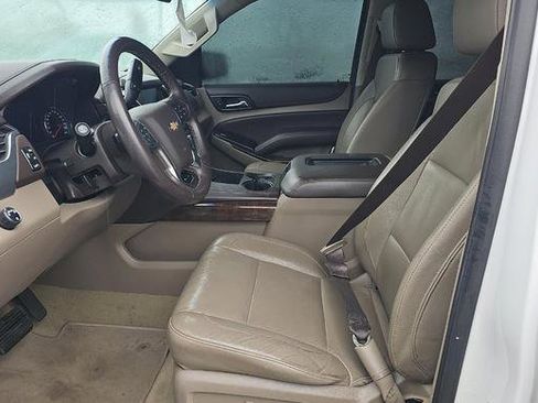 Used 2017 Chevrolet Tahoe LT image 3