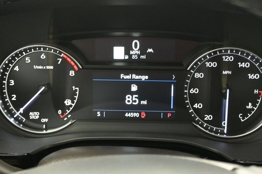 Used 2023 Cadillac XT6 Premium Luxury FWD image 16