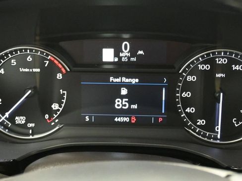 Used 2023 Cadillac XT6 Premium Luxury FWD image 16