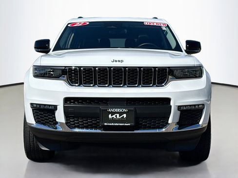 Used 2022 Jeep Grand Cherokee L Limited AWD/4WD image 17