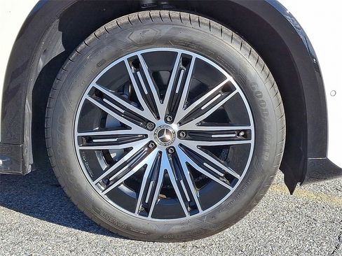 Certified 2023 Mercedes-Benz EQS 580 4MATIC SUV image 8