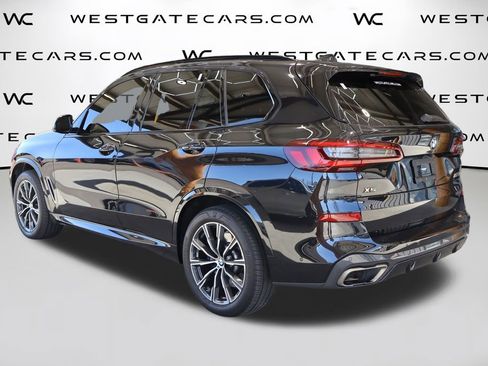 Used 2022 BMW X5 M50i w/ Executive Package image 5