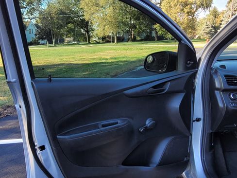 Used 2018 Chevrolet Spark LS image 12