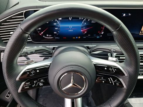 Certified 2024 Mercedes-Benz GLS 580 4MATIC image 20