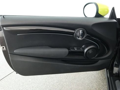 Used 2023 MINI Cooper SE image 9