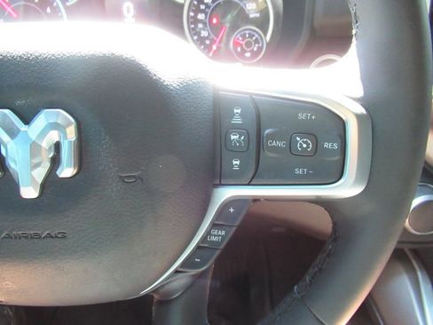 Used 2025 RAM 1500 Big Horn RWD image 25