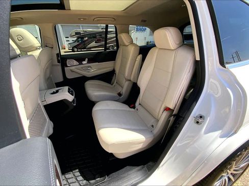 Used 2023 Mercedes-Benz GLS 450 4MATIC image 21