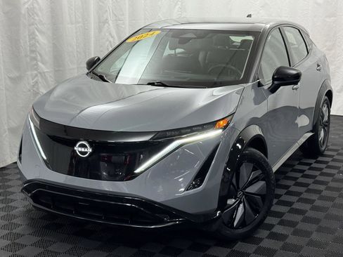 Used 2024 Nissan Ariya AWD image 2