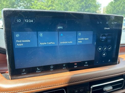 Used 2022 Lincoln Nautilus Reserve w/ Equipment Group 201A AWD/4WD image 18