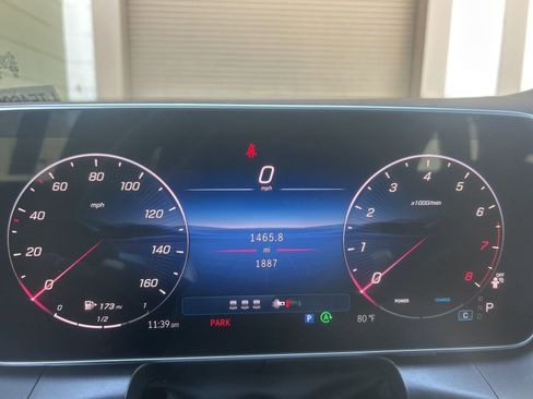 Used 2026 Mercedes-Benz GLC 300 image 12