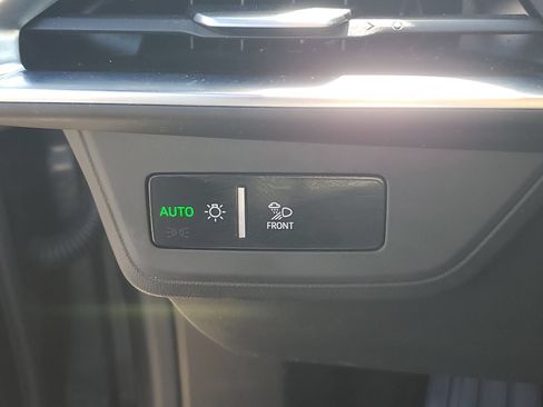 Used 2022 Audi e-tron GT Prestige w/ Prestige Package AWD/4WD image 24