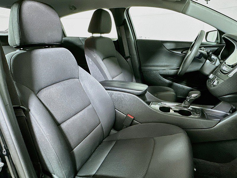 Used 2025 Chevrolet Malibu LT FWD image 27