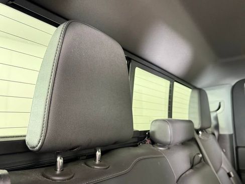 Used 2024 Chevrolet Silverado 2500 LTZ w/ LTZ Convenience Package image 27