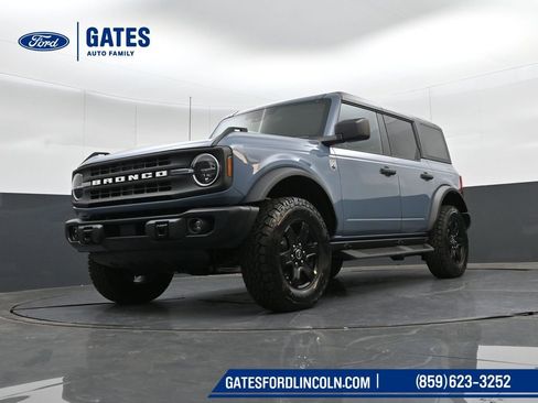 Used 2025 Ford Bronco Big Bend w/ Black Diamond Package AWD/4WD image 39